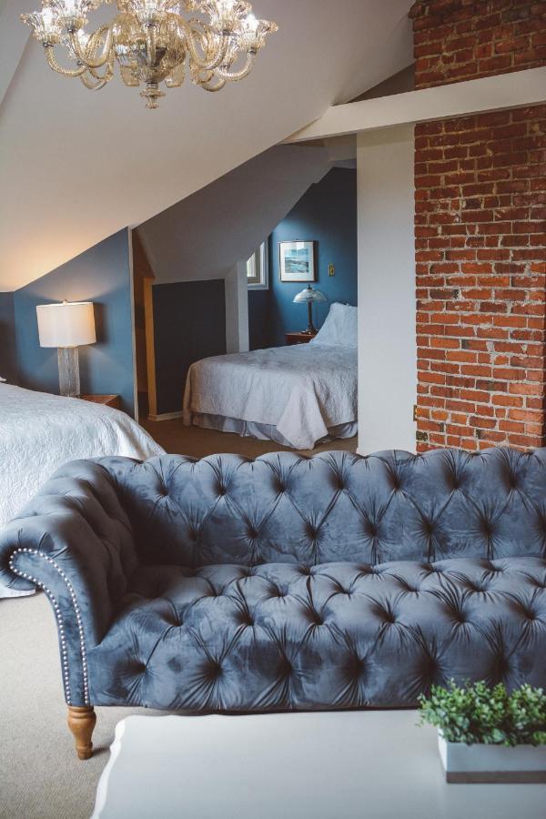 فكتوريا Dashwood Manor Seaside Bed & Breakfast المظهر الخارجي الصورة