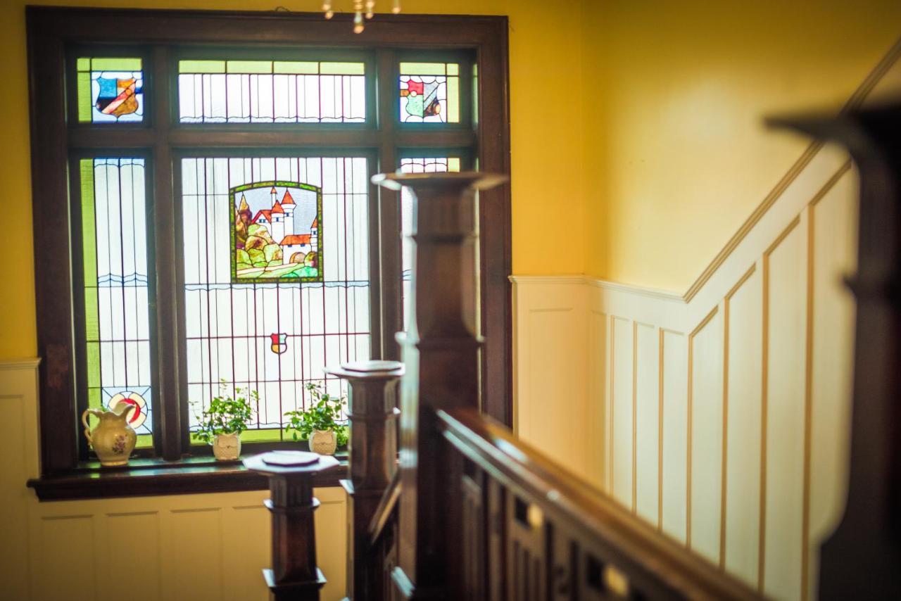 فكتوريا Dashwood Manor Seaside Bed & Breakfast المظهر الخارجي الصورة