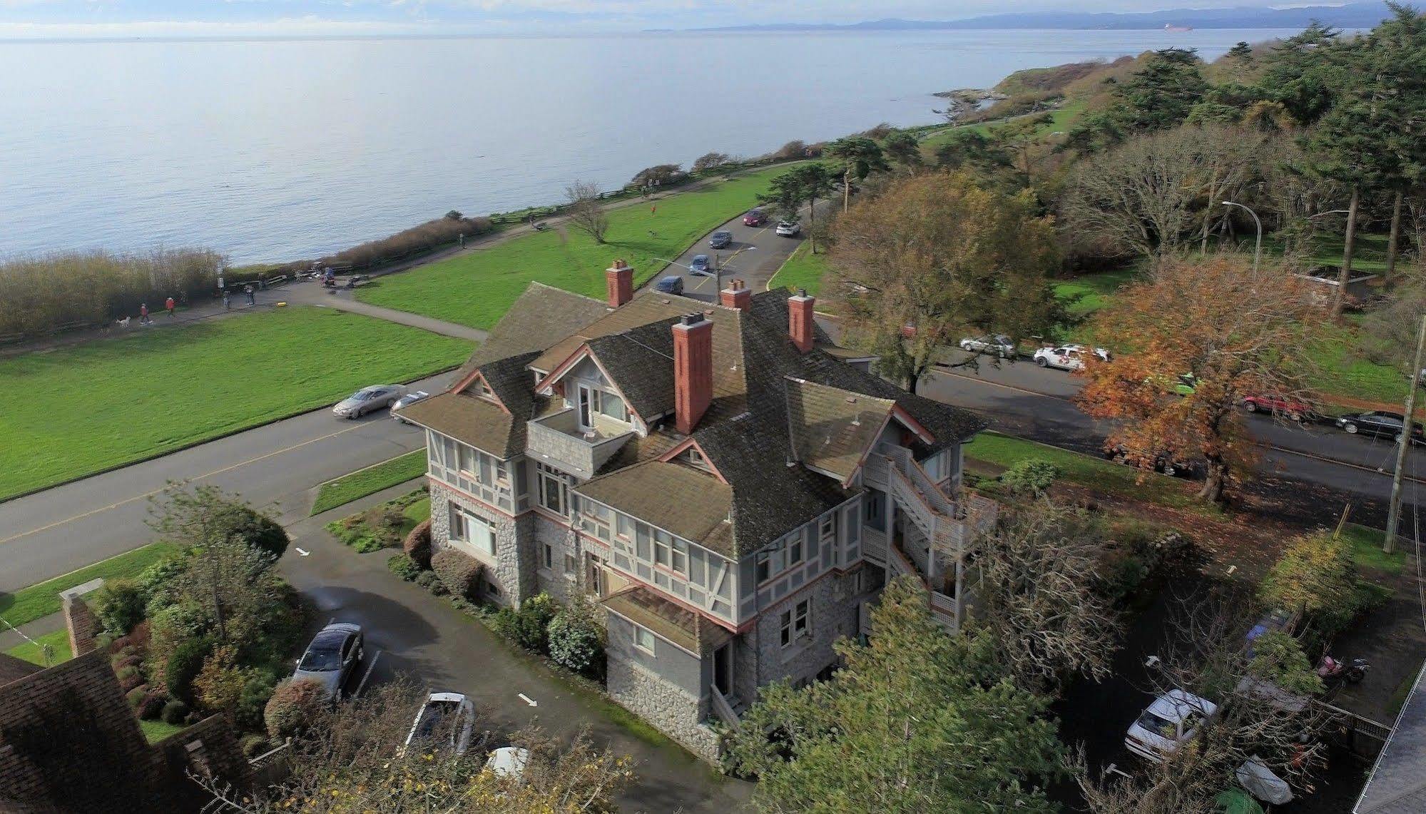 فكتوريا Dashwood Manor Seaside Bed & Breakfast المظهر الخارجي الصورة