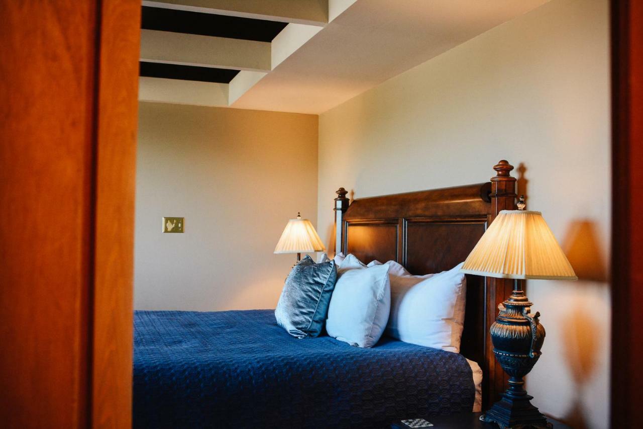 فكتوريا Dashwood Manor Seaside Bed & Breakfast المظهر الخارجي الصورة