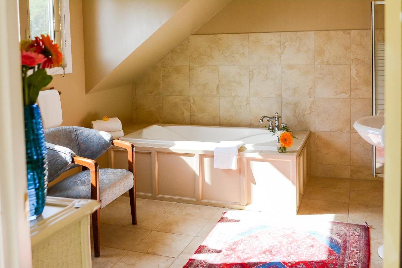 فكتوريا Dashwood Manor Seaside Bed & Breakfast المظهر الخارجي الصورة